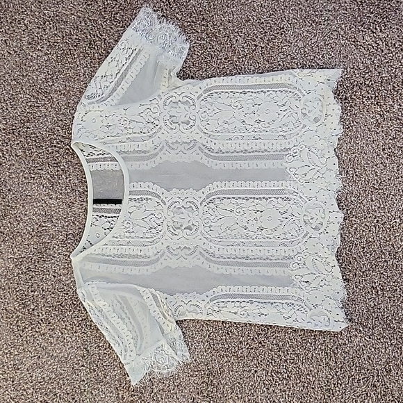 Half Top - Picture 1 of 5